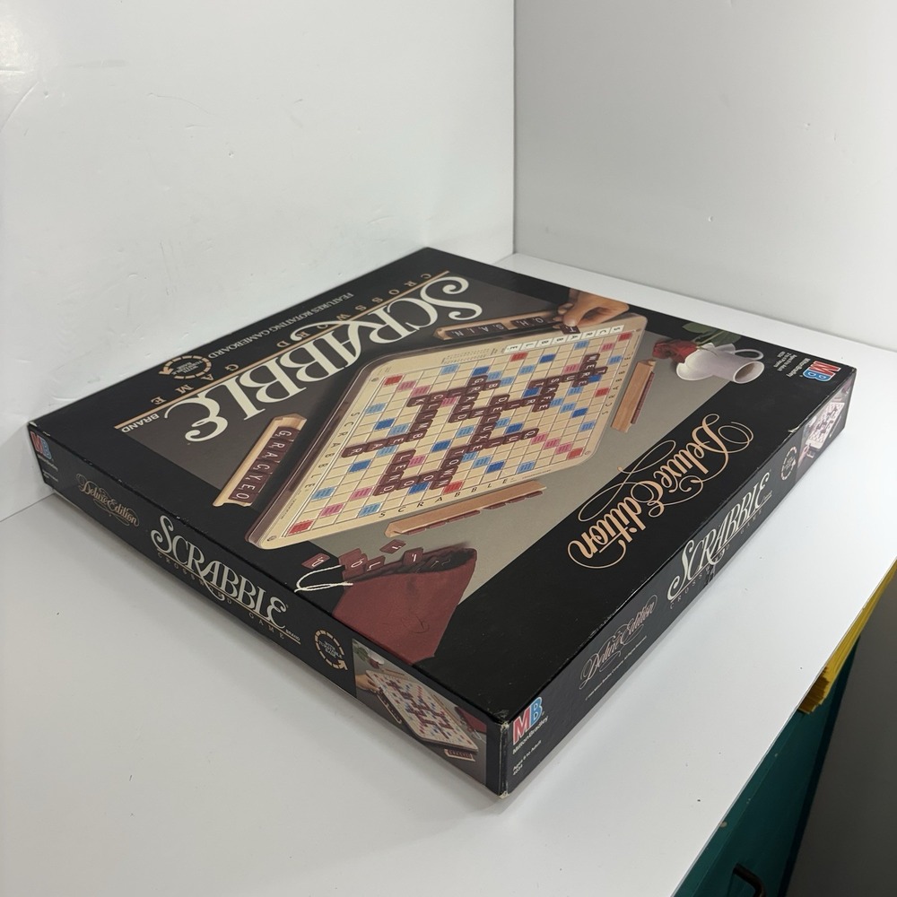 Scrabble Crossword Board Game Deluxe Edition Rotating Hasbro 1998 4034 COMPLETE - Picture 7 of 7